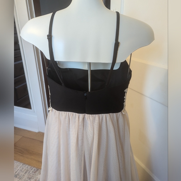 Prom Dress - Picture 10 of 15